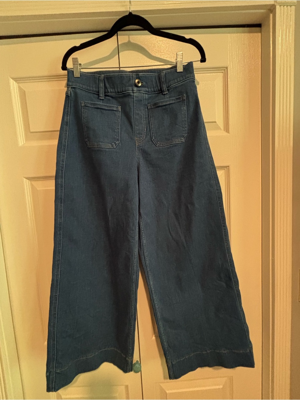 Spanx Wide Leg Cropped Patch Pocket Jeans Size M
